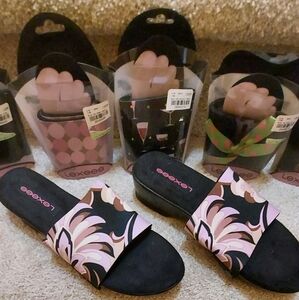 One Pair of Shoes w/five changing designs